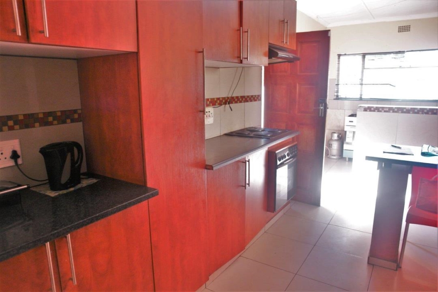 4 Bedroom Property for Sale in Riviera Northern Cape